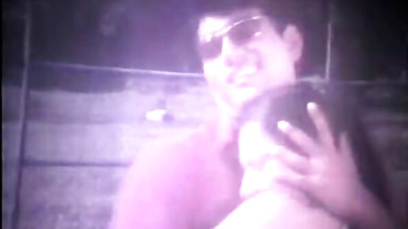 أنا وزوجي الكبير جون سكس اجنبي امريكي مترجم و صاحب الديك